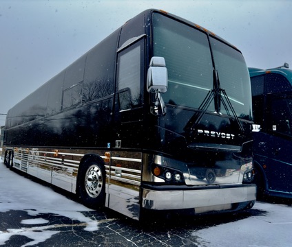 Luxury entertainer coach in snow